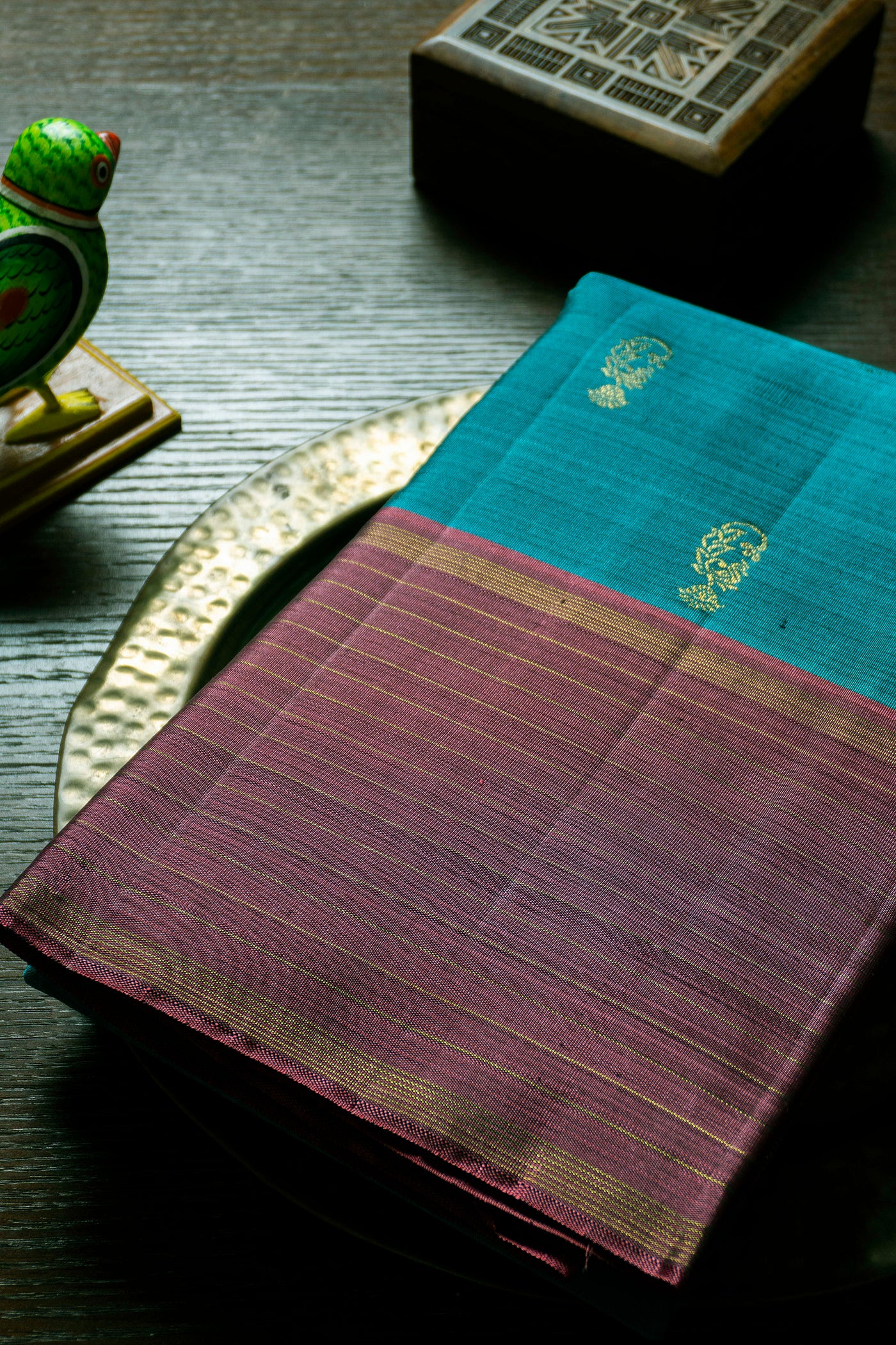 Zari Motifs on Peacock Green Kanchipuram Silk saree