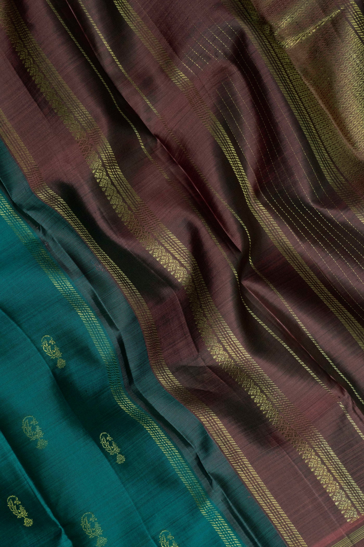 Zari Motifs on Peacock Green Kanchipuram Silk saree