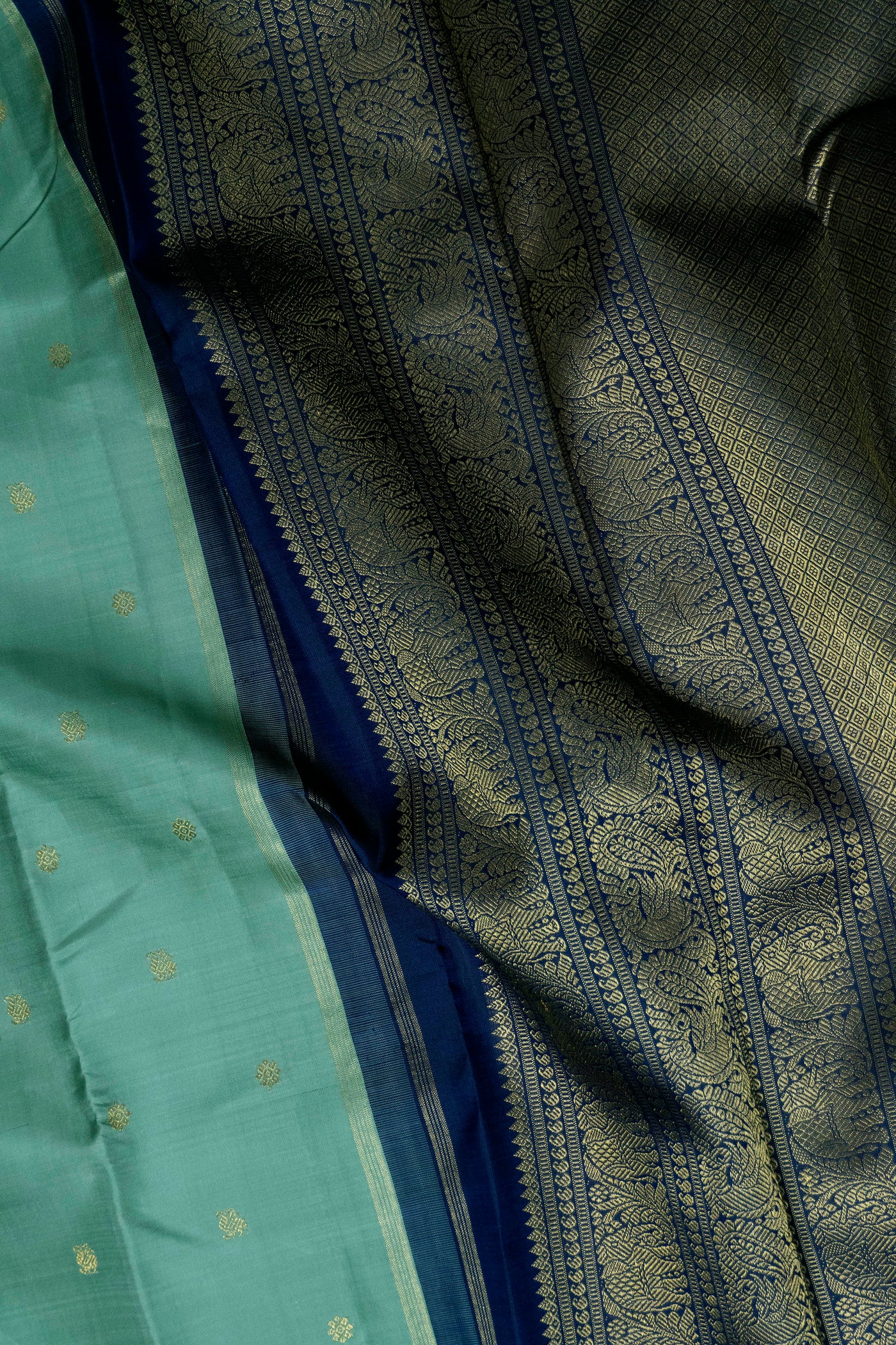 Mild Green with Zari Border Kanchipuram Silk saree