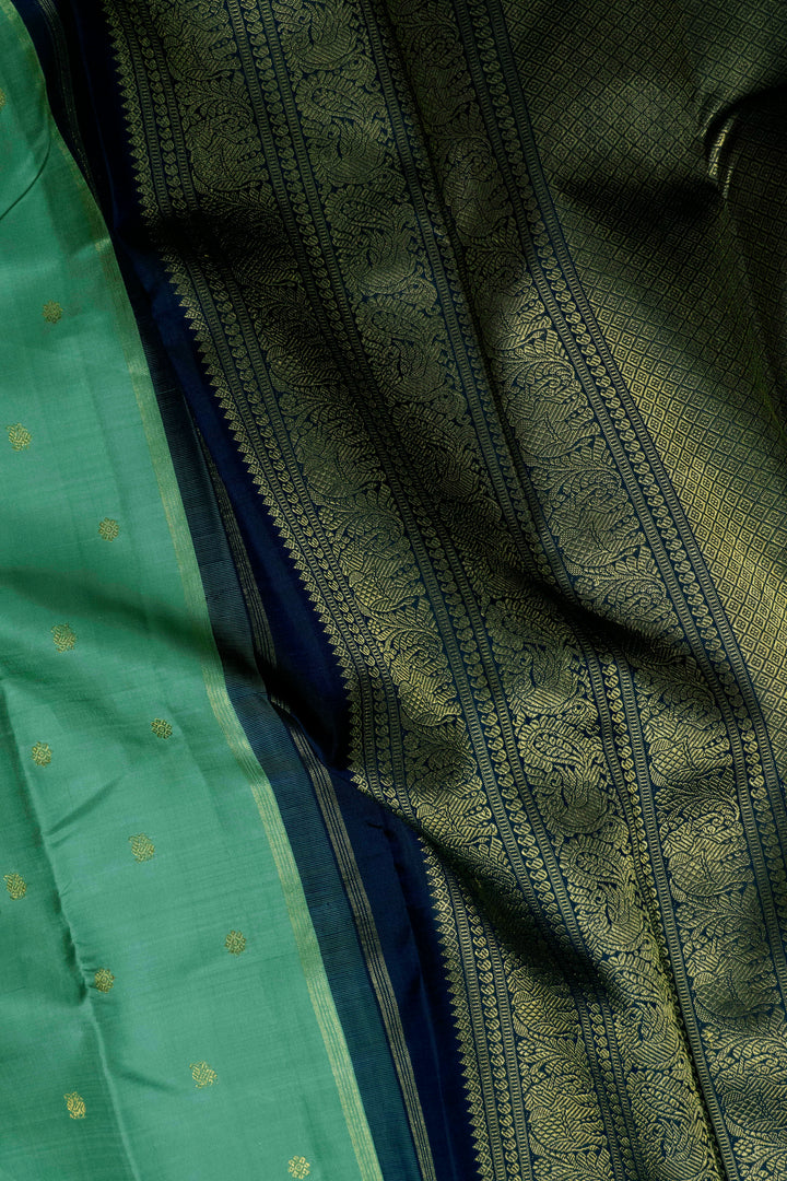 Mild Green with Zari Border Kanchipuram Silk saree