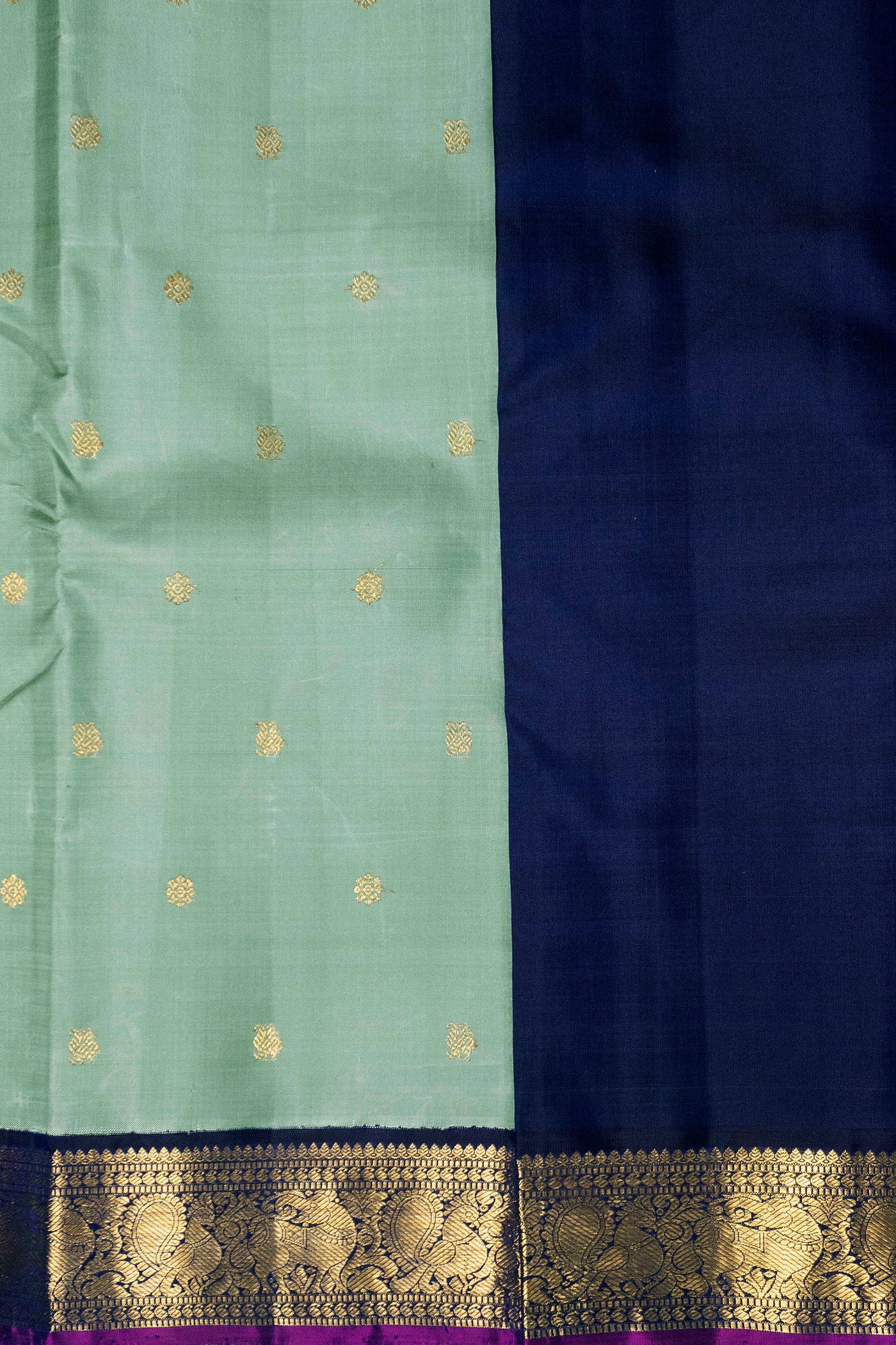 Mild Green with Zari Border Kanchipuram Silk saree