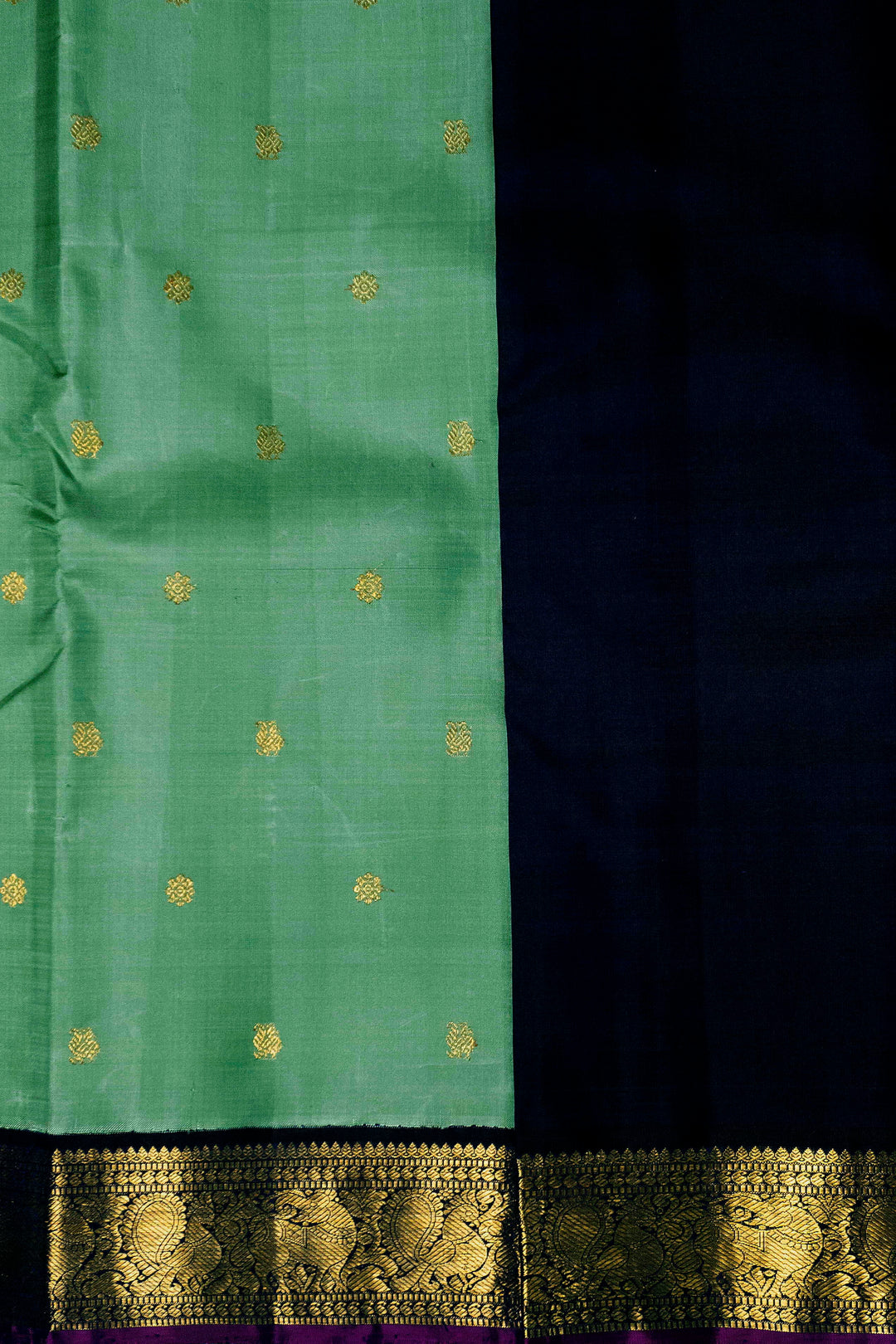 Mild Green with Zari Border Kanchipuram Silk saree