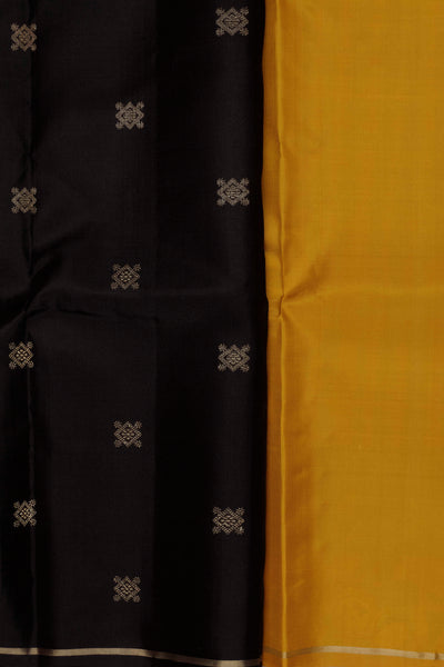 Plain Yellow with Black Pallu Kanchipuram Silk saree