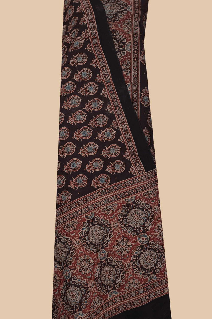 Ajrak Suit-Matkatus 