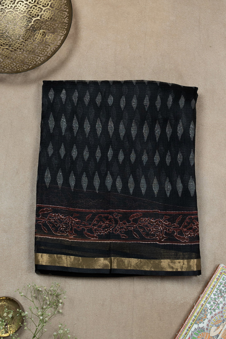 Sarees - Matkatus