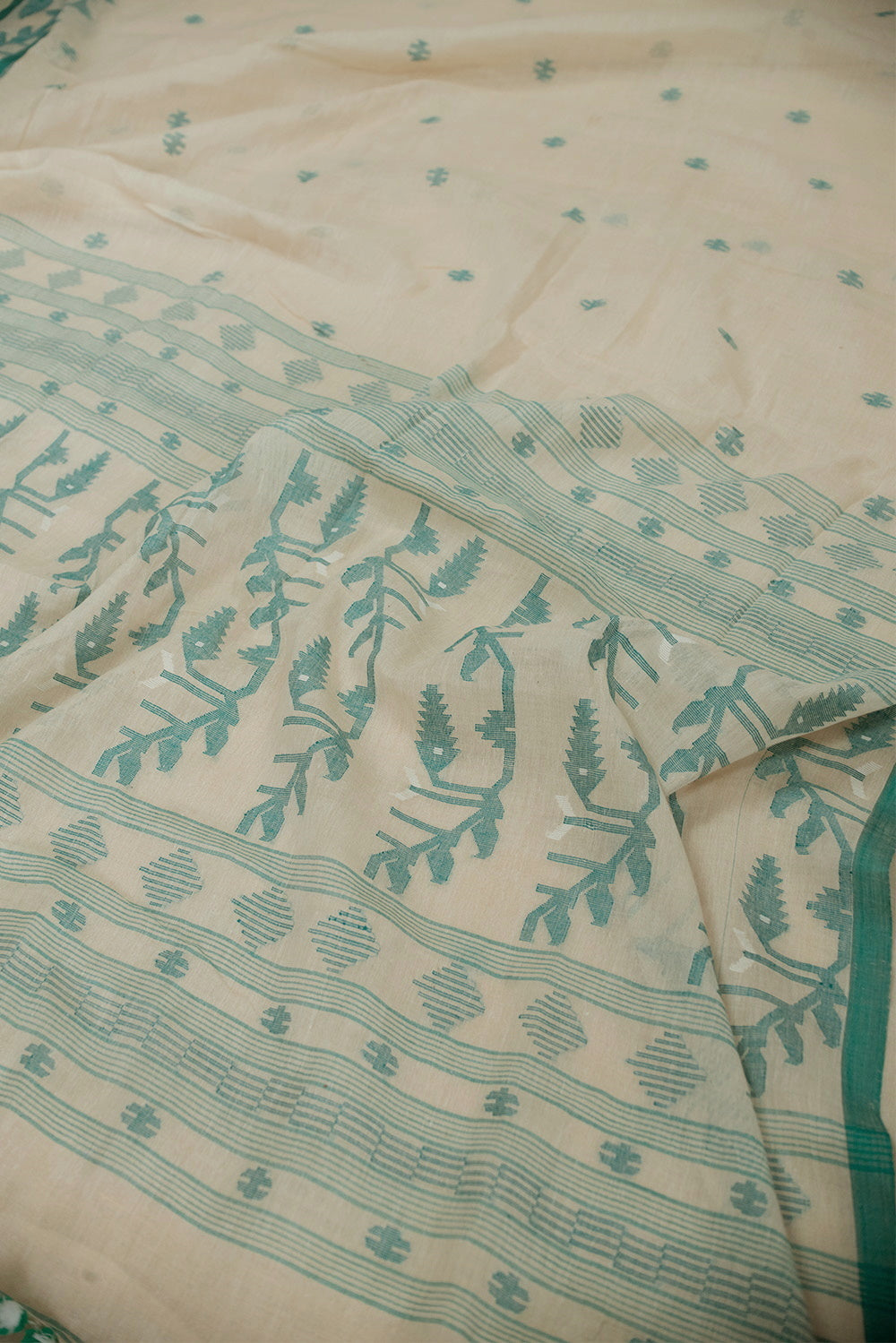 Bengal Jamdani Saree - Matkatus