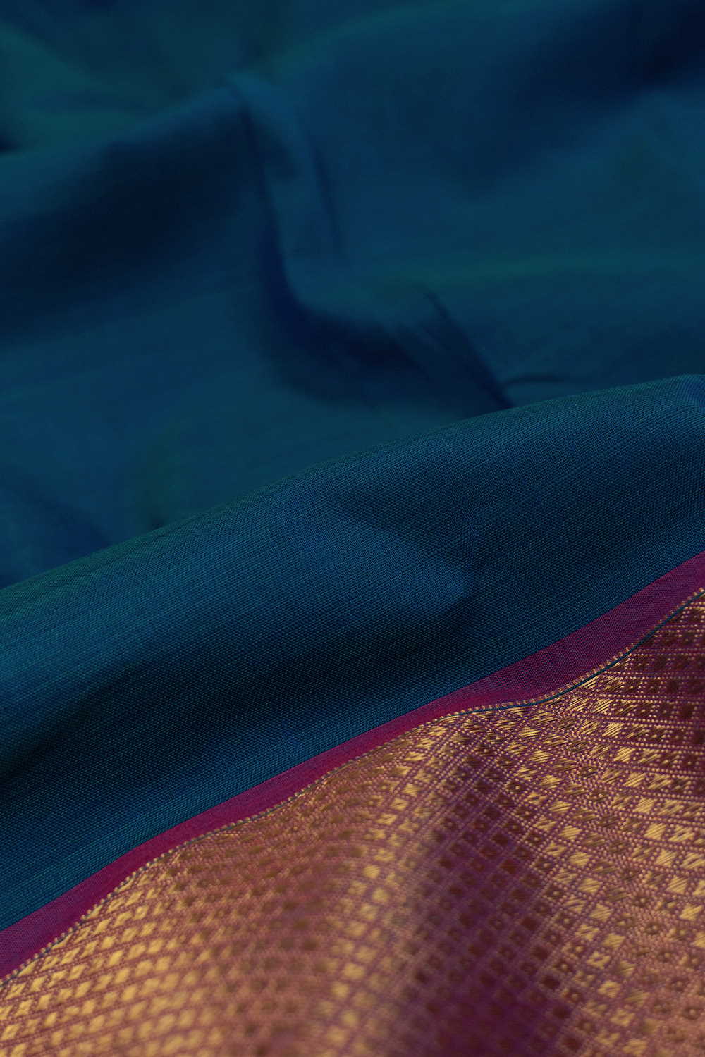 Cotton Fabric-Matkatus 