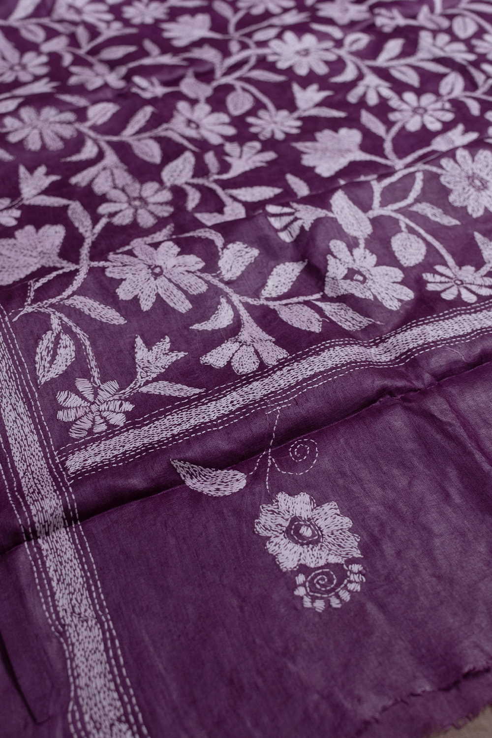 Cream Floral Kantha Tussar Dupatta