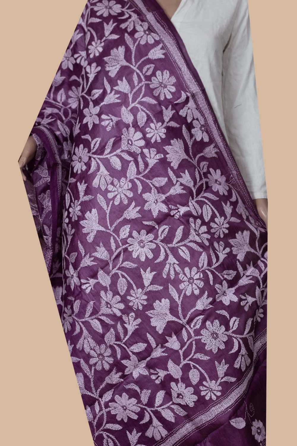 Cream Floral Kantha Tussar Dupatta