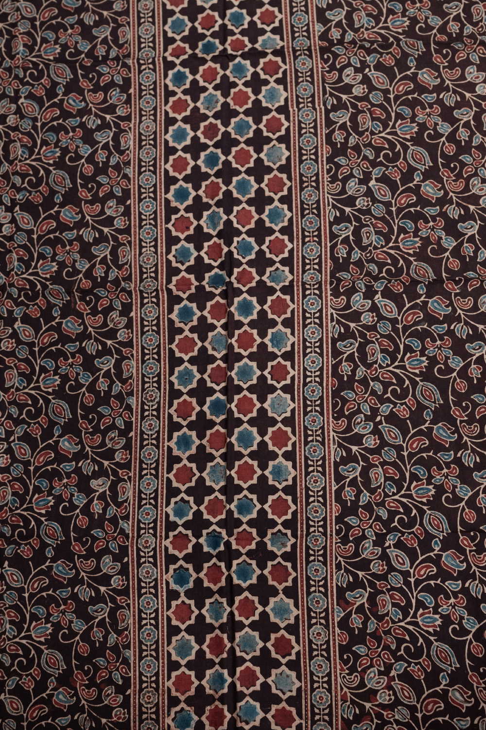 Ajrak Suit-Matkatus 