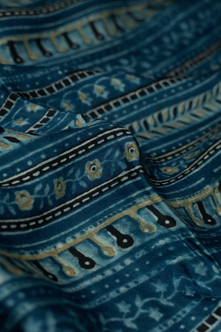 Ajrak fabrics - Matkatus