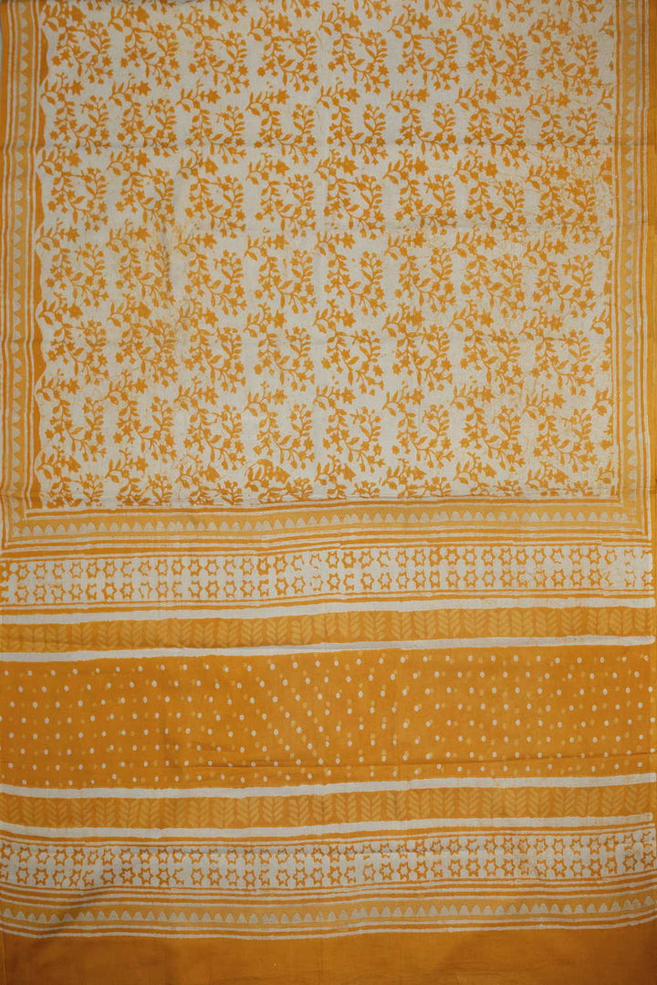 Sarees - Matkatus 