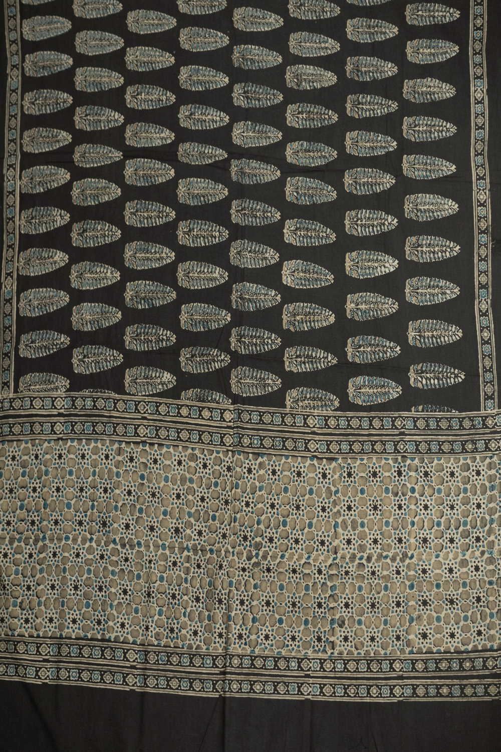 Ajrak Suit-Matkatus 