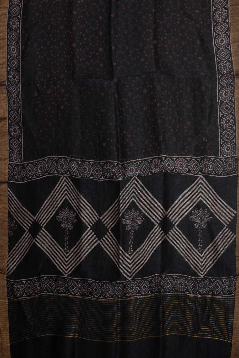 Ajrak Top & Dupatta - Matkatus 