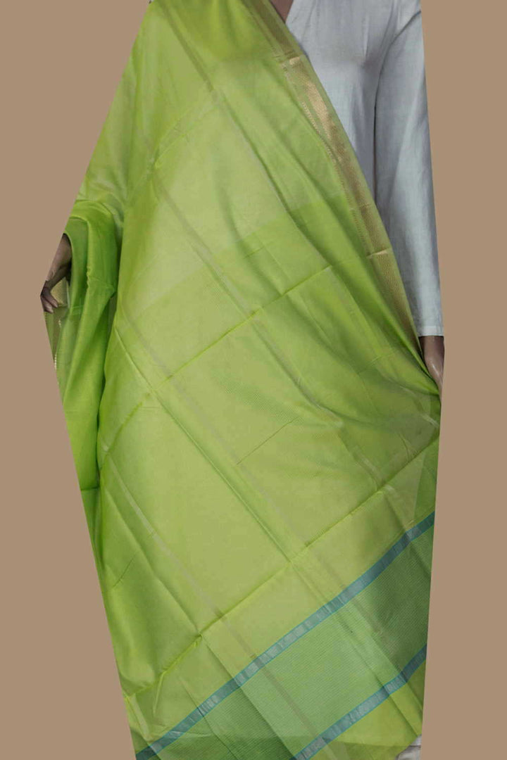 Maheshwari Dupattas-Matkatus 