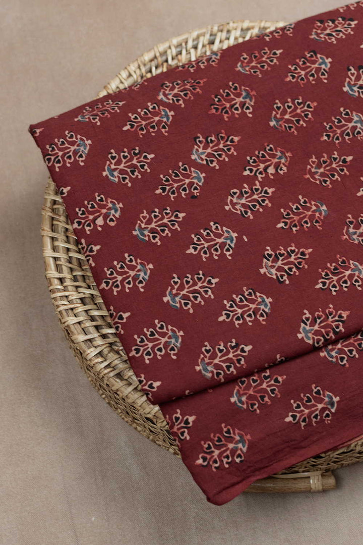 Ajrak Fabrics - Matkatus