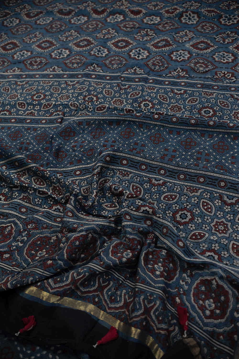 Ajrak Saree-Matkatus 