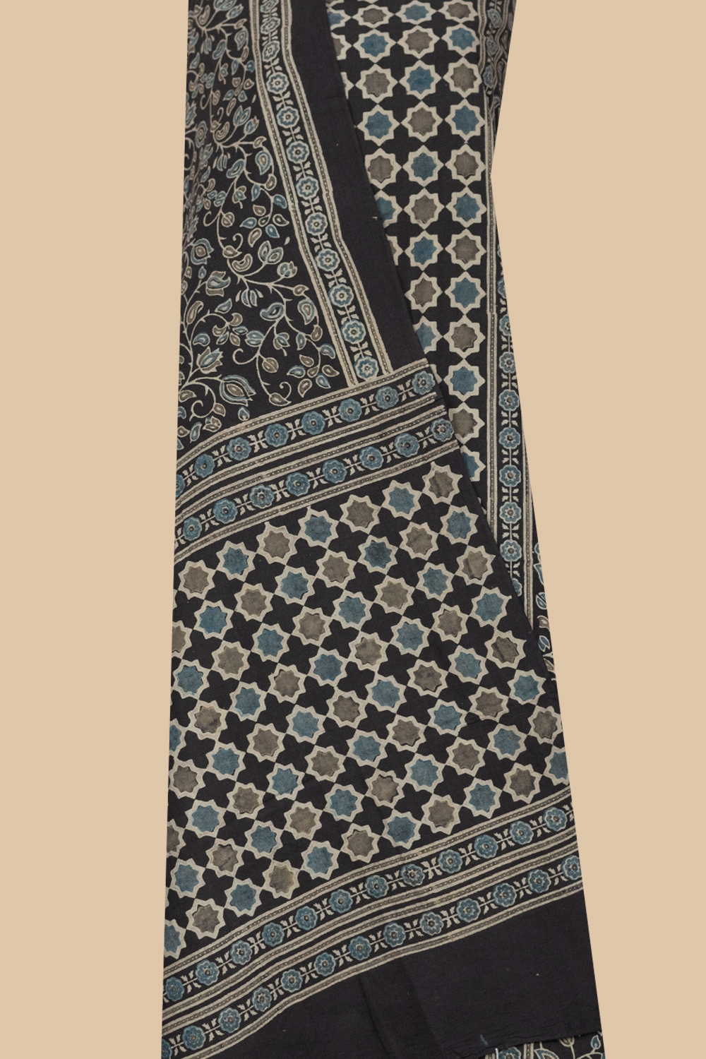 Ajrak Suit-Matkatus 