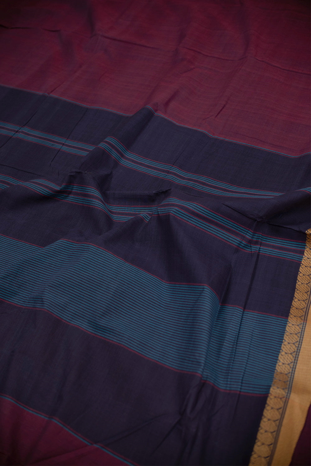 Dual Shaded Maroon Handwoven Cotton saree