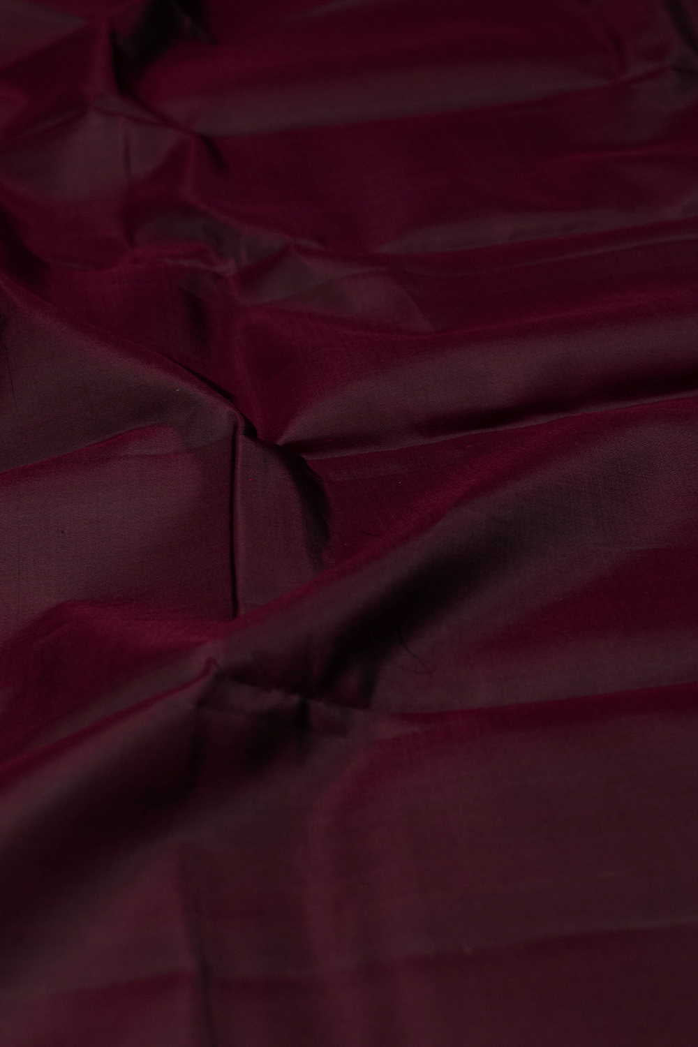 Silk Fabrics - Matkatus 