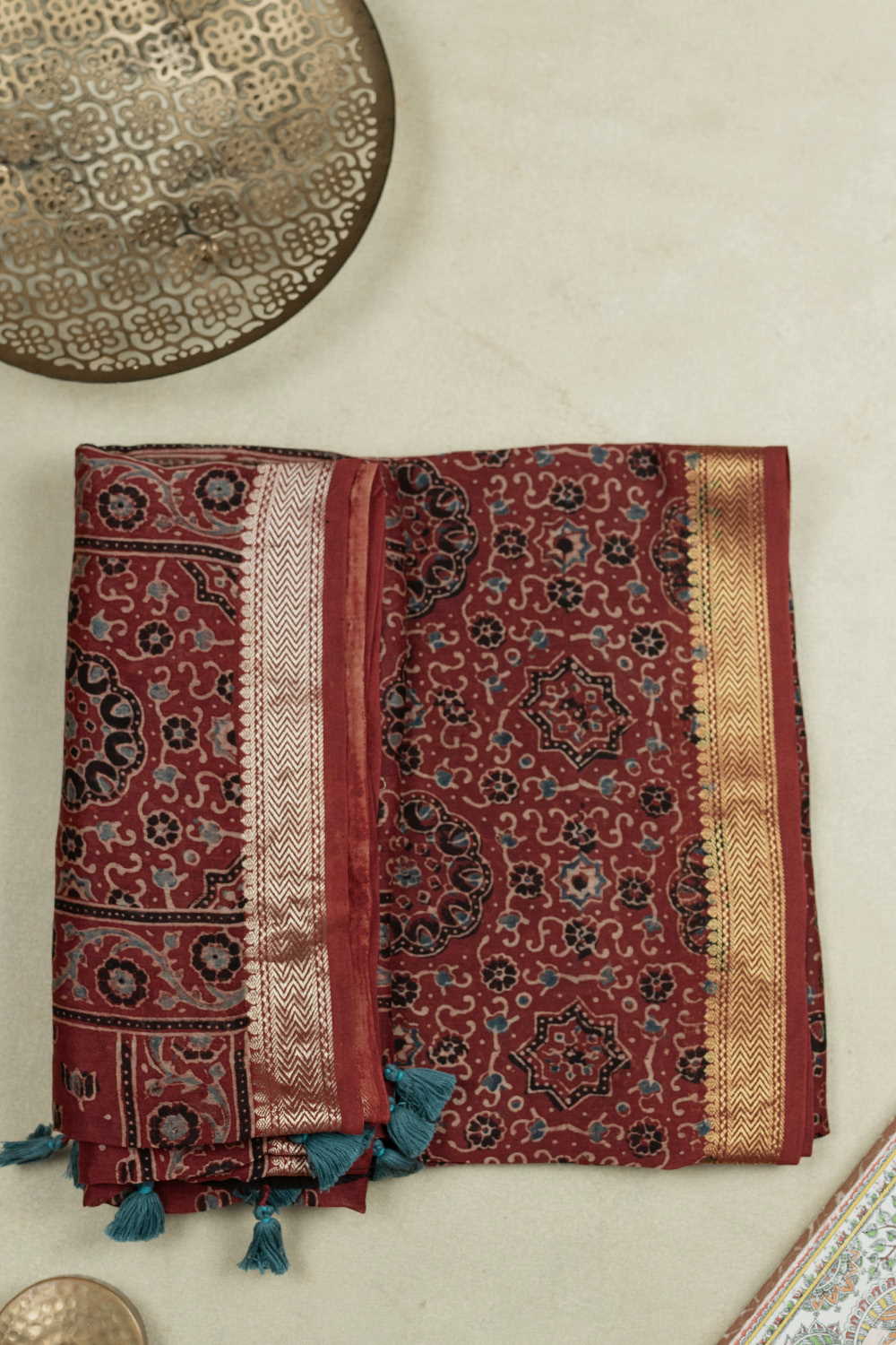 Ajrak Suit-Matkatus 