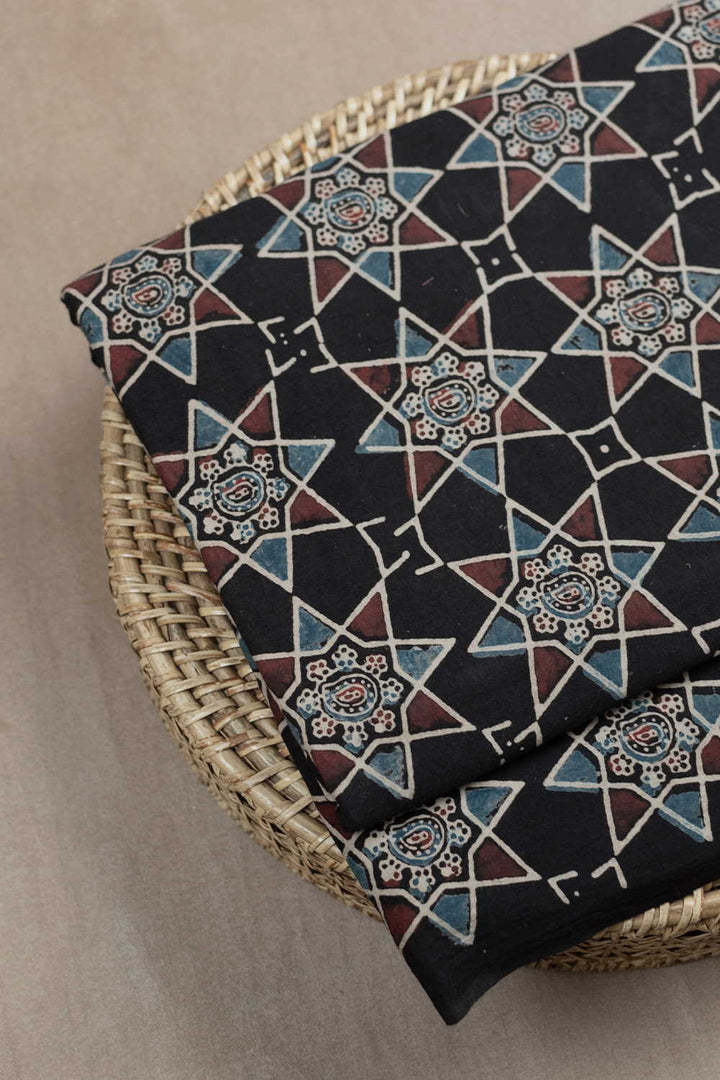 Ajrak Cotton Fabrics - Matkatus 