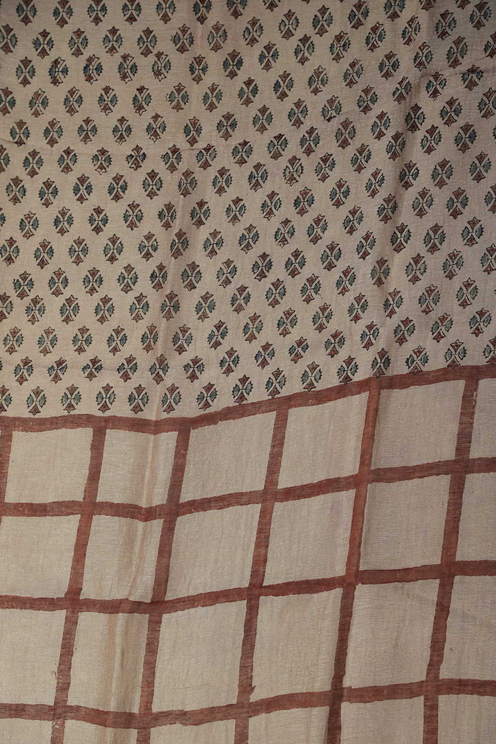 Ajrak Suits-Matkatus 