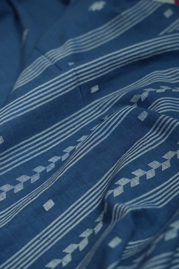 Sarees - Matkatus