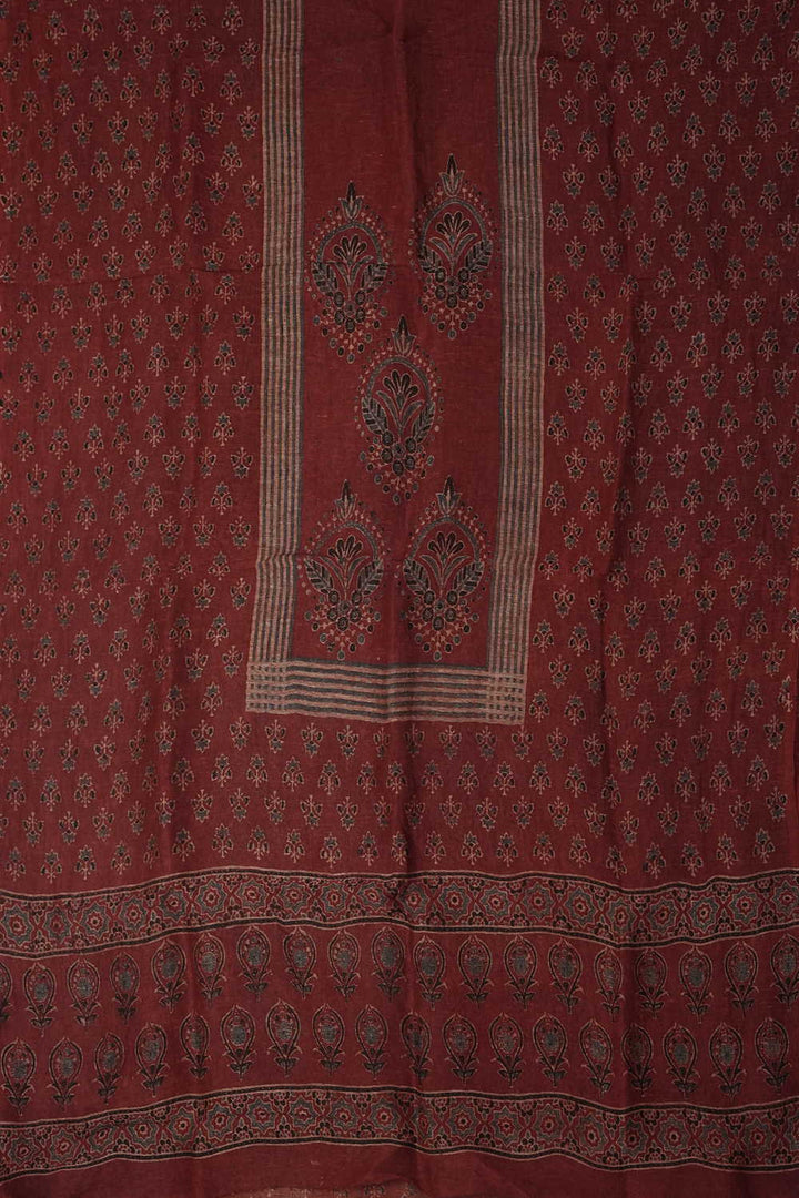 Ajrak Suits-Matkatus 