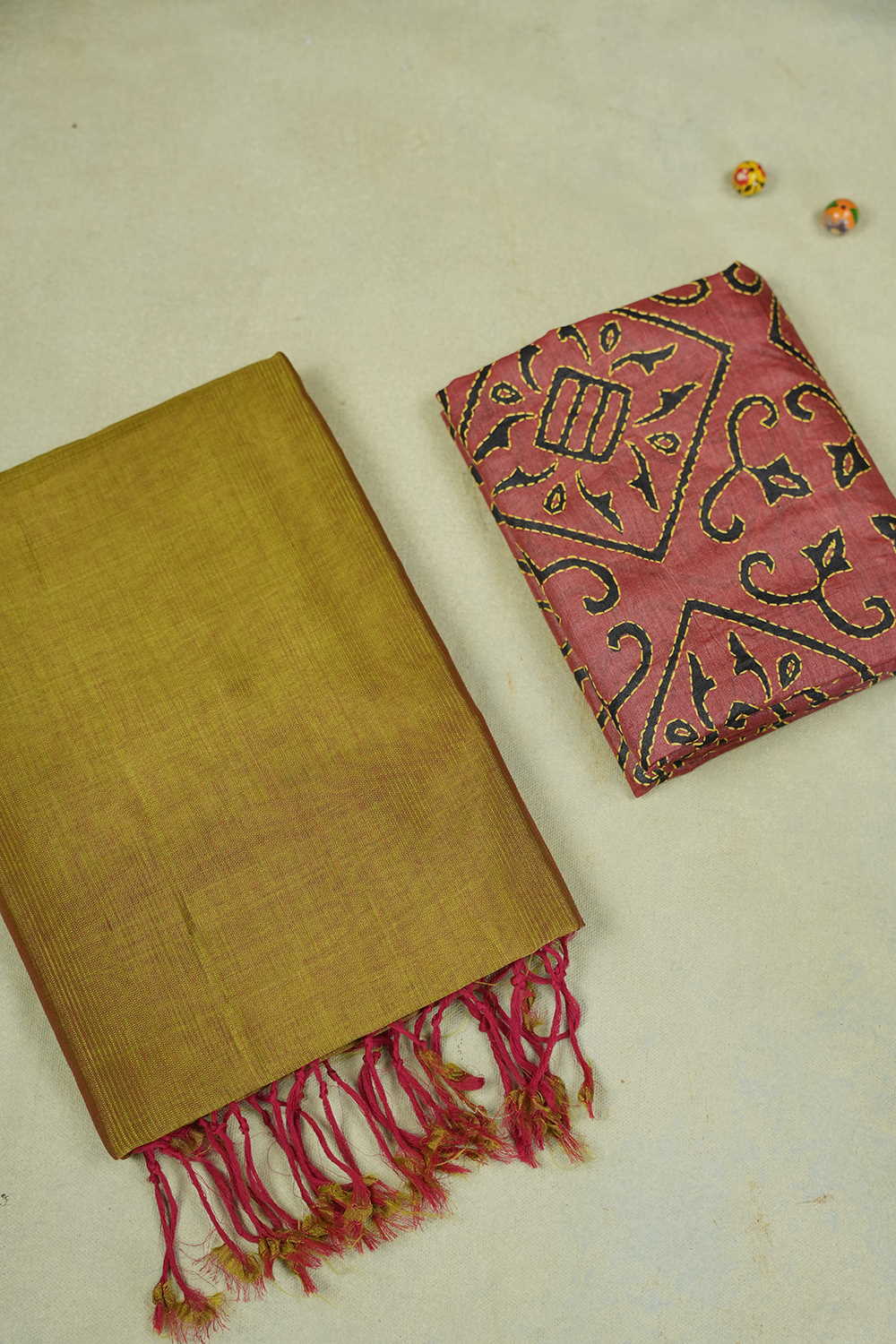 Perfectly Paired Sarees - Matkatus