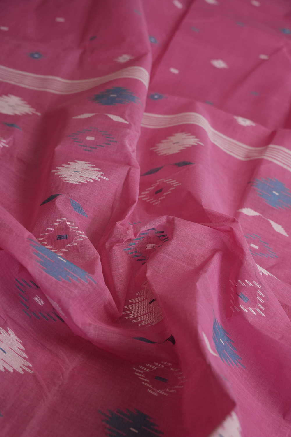 Sarees - Matkatus 