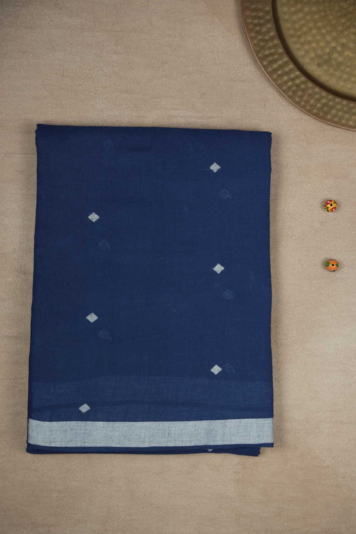 Sarees - Matkatus