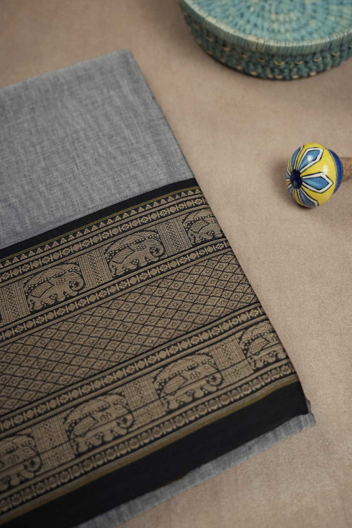 Grey with Traditional Border Narayanpet Cotton saree