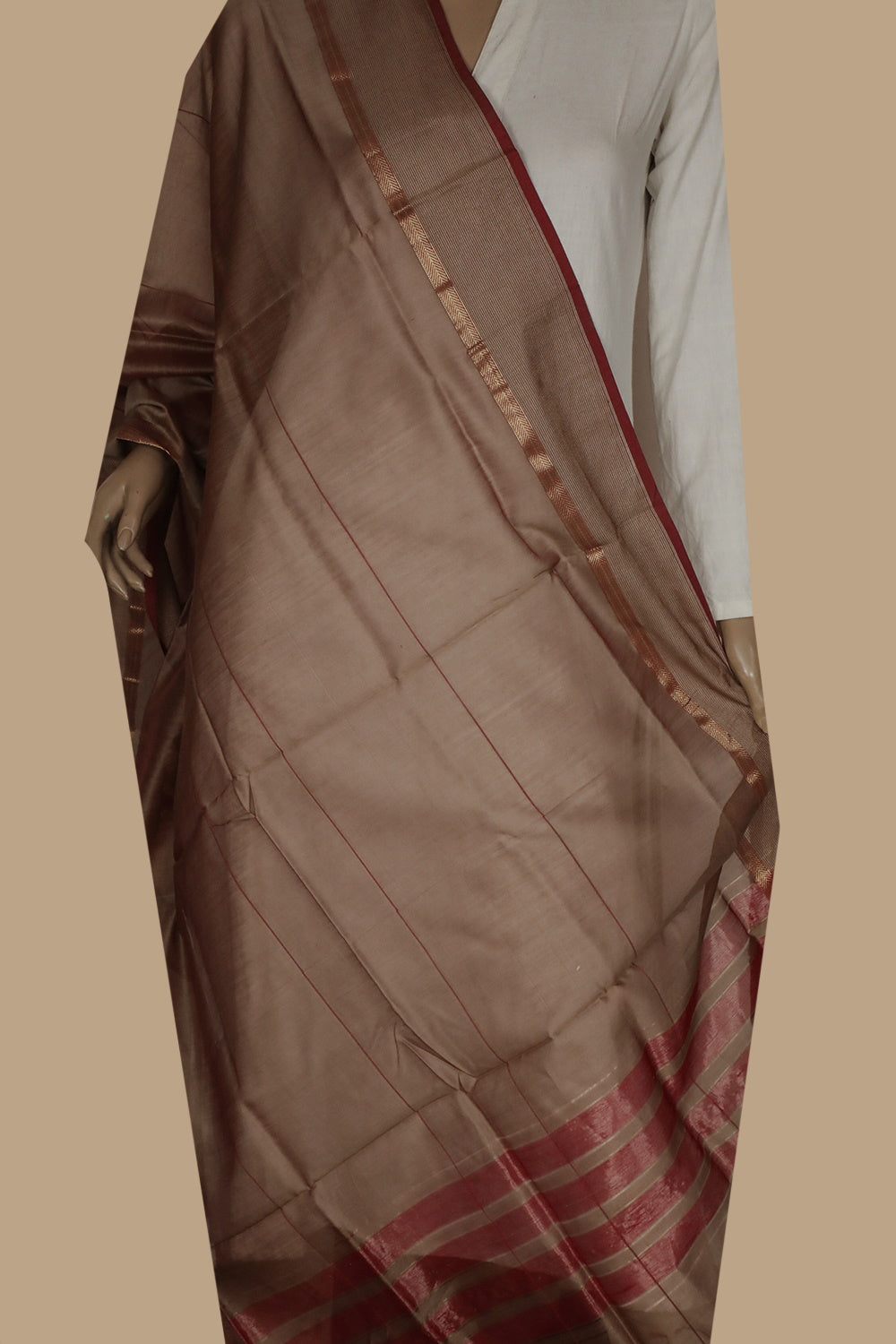 Dupattas - Buy Handwoven Maheshwari Silk Cotton Dupattas - Matkatus