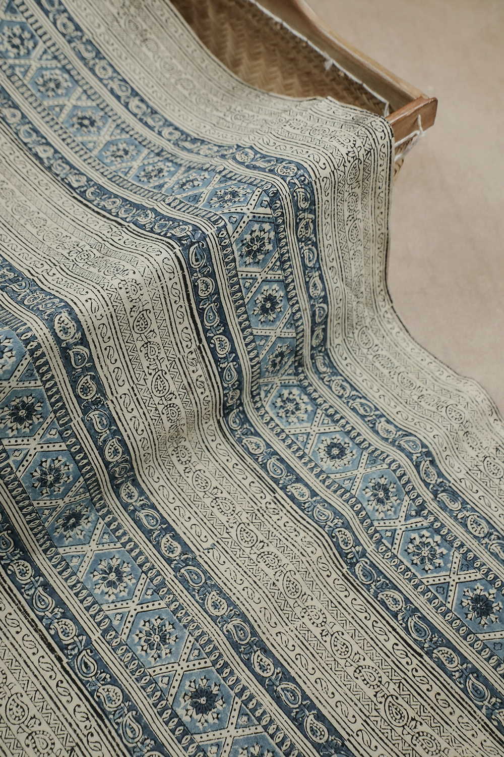 Off-White Handwoven Cotton Dhoti with Printed kalamkari Cotton Shirt