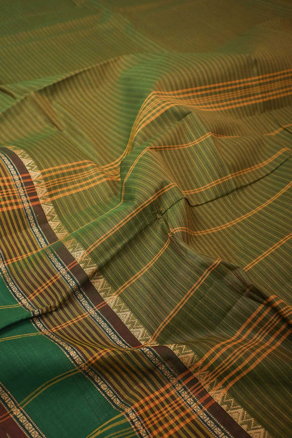 Sarees - Matkatus