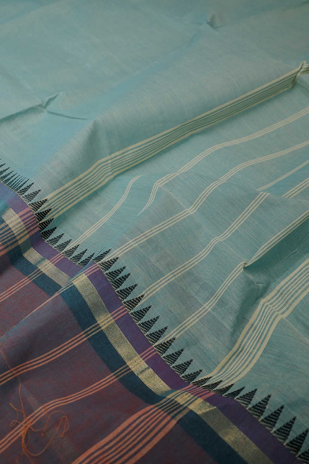 Sarees - Matkatus