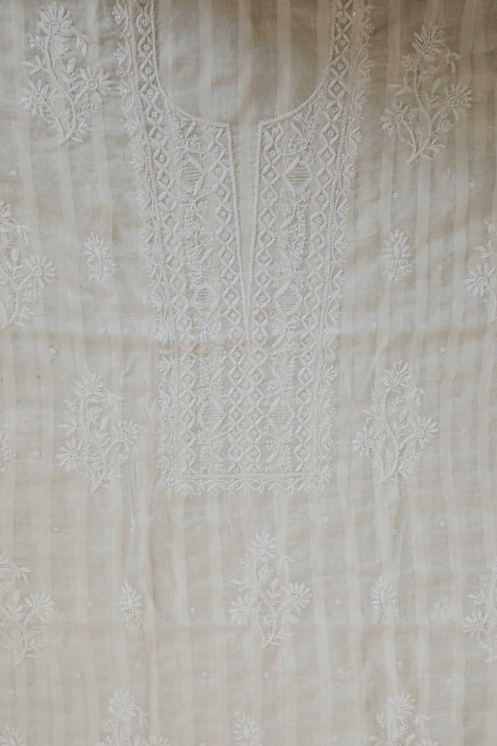 Chikankari Suit-Matkatus 