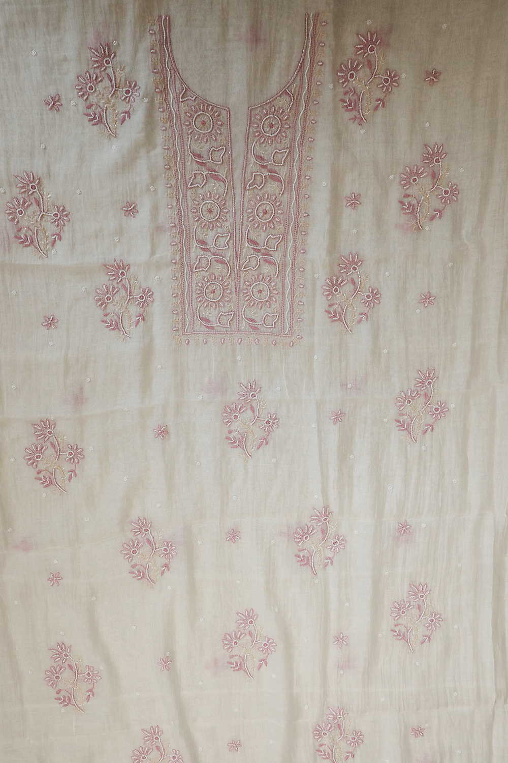 Chikankari Suit-Matkatus 