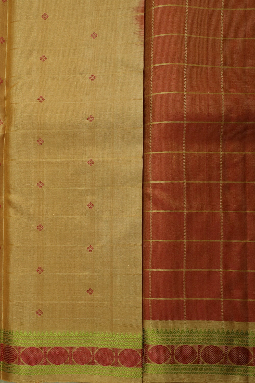 Kanchi Silk Saree-Matkatus 