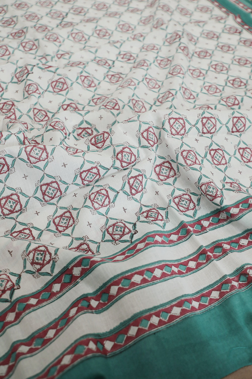 Mul Cotton Dupatta - Matkatus