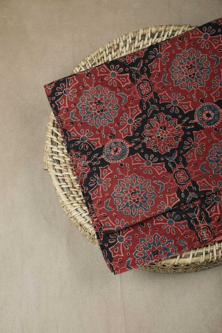 Ajrak Fabric-Matkatus 