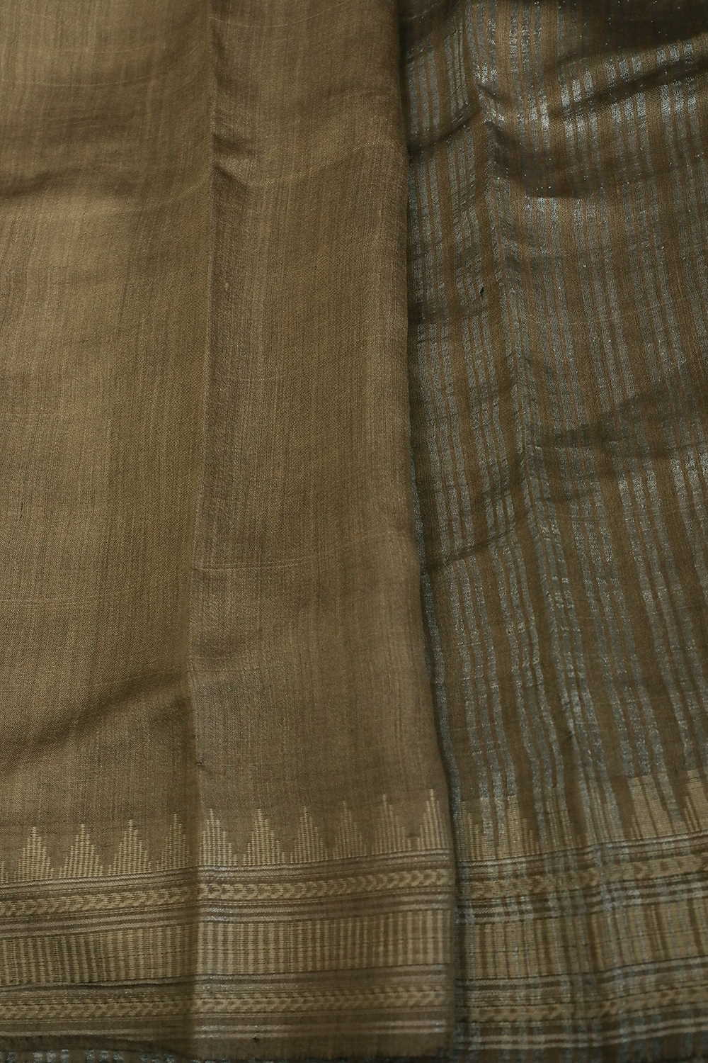 Silver Zari Stripe Handwoven Tussar saree