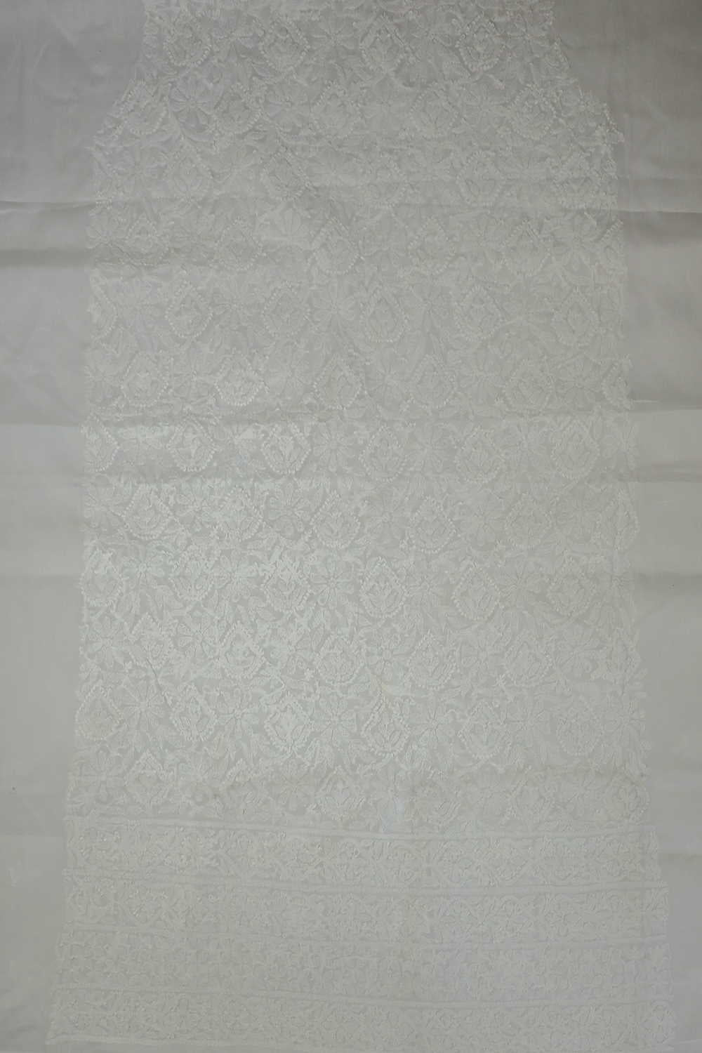 Chikankari Suit-Matkatus 