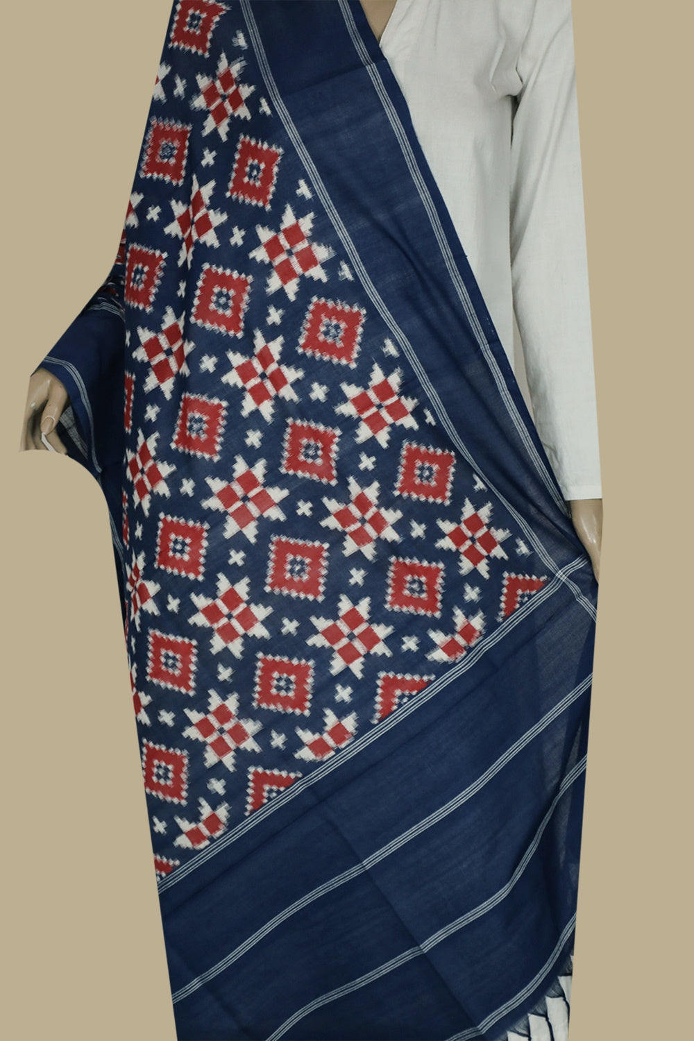 Ikkat pattu dupattas online shopping best sale