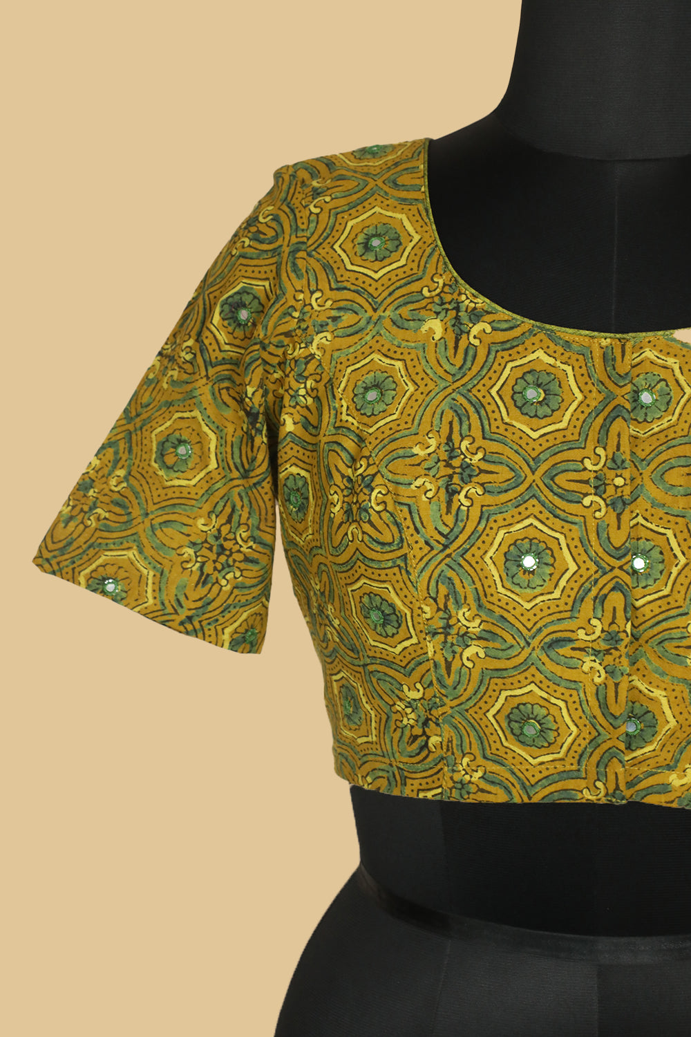 Handcrafted Blouse - Matkatus