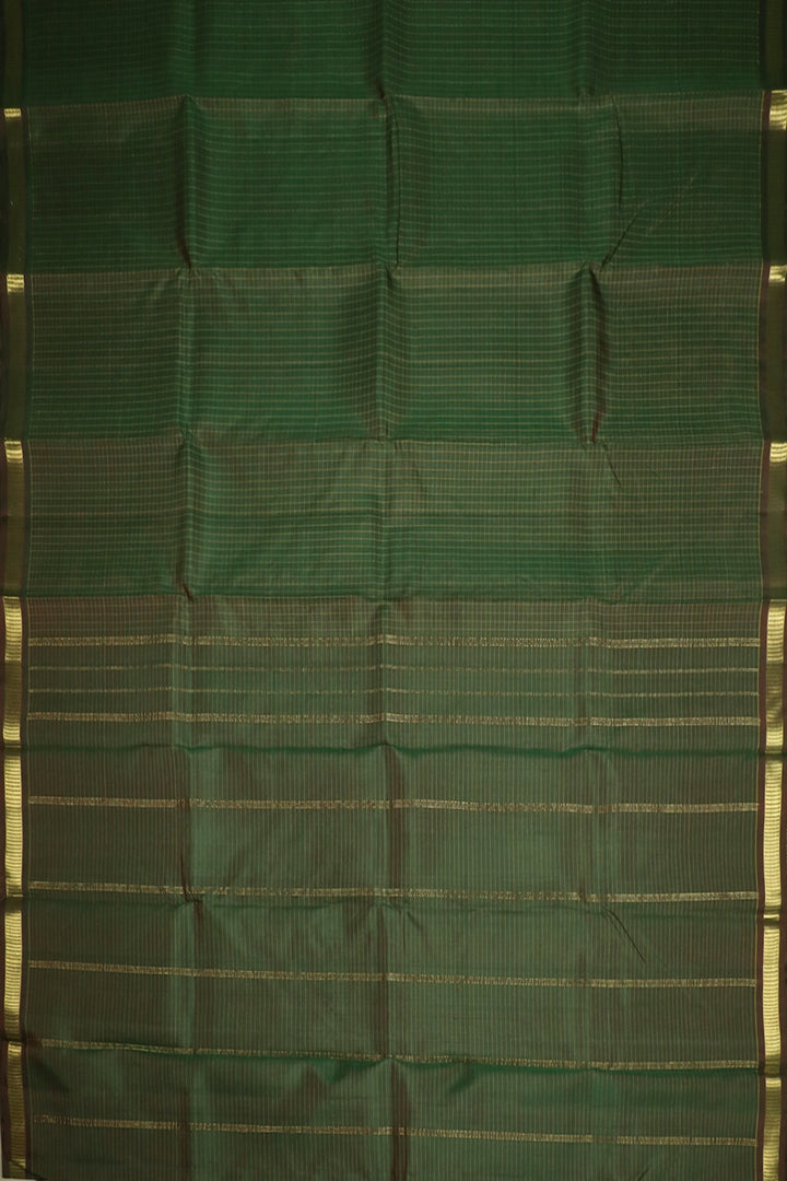 Checkered on Dual Shade Green Handwoven Aarani Silk Saree