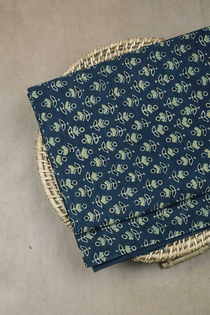 Ajrak Fabrics - Matkatus 