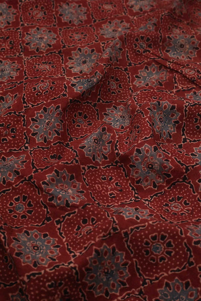 Ajrak Fabrics - Matkatus 