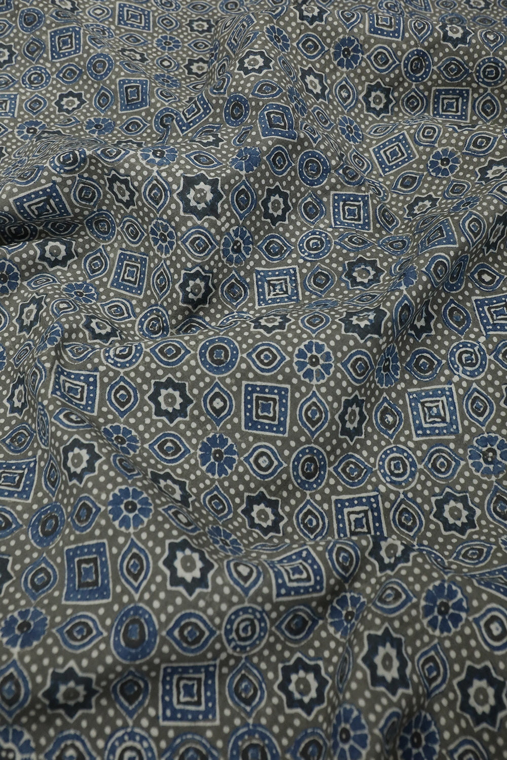 Ajrak Fabrics - Matkatus 